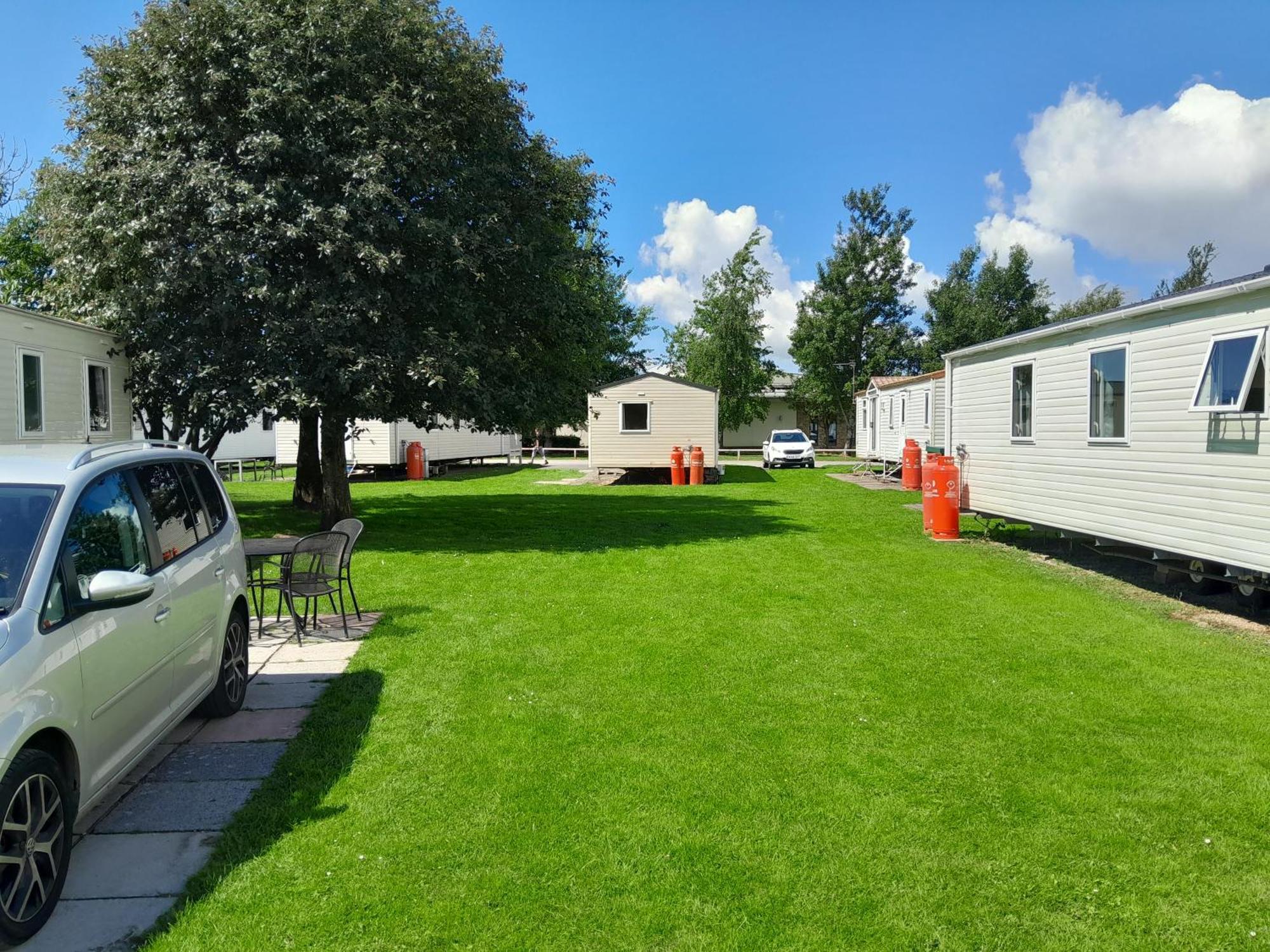 Ye Old'E Man Lake District Grange-Over-Sands Exterior foto